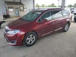 CHRYSLER PACIFICA