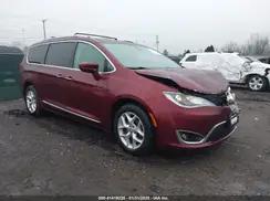 CHRYSLER PACIFICA