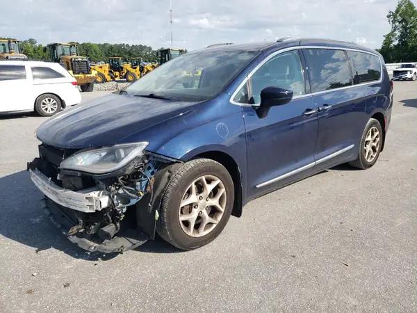 CHRYSLER PACIFICA