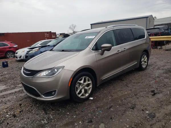 CHRYSLER PACIFICA