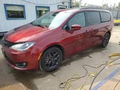 CHRYSLER PACIFICA