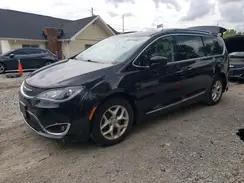 CHRYSLER PACIFICA