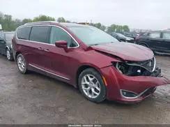 CHRYSLER PACIFICA