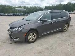 CHRYSLER PACIFICA