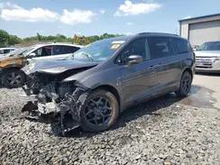 CHRYSLER PACIFICA