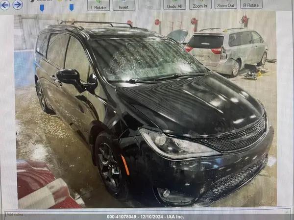 CHRYSLER PACIFICA