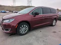 CHRYSLER PACIFICA