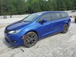 CHRYSLER PACIFICA