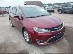 CHRYSLER PACIFICA