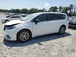 CHRYSLER PACIFICA