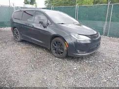 CHRYSLER PACIFICA