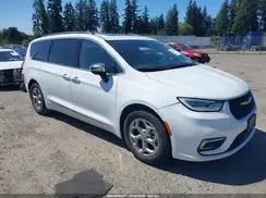 CHRYSLER PACIFICA