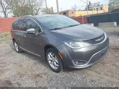 CHRYSLER PACIFICA