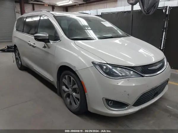 CHRYSLER PACIFICA