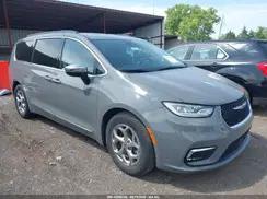 CHRYSLER PACIFICA