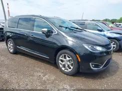 CHRYSLER PACIFICA