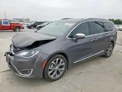 CHRYSLER PACIFICA