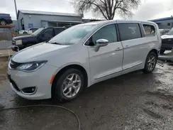 CHRYSLER PACIFICA