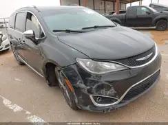 CHRYSLER PACIFICA