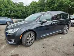 CHRYSLER PACIFICA