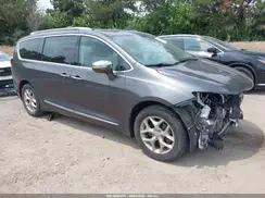CHRYSLER PACIFICA