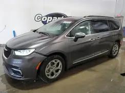 CHRYSLER PACIFICA