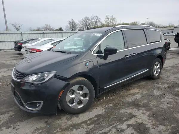 CHRYSLER PACIFICA