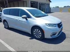CHRYSLER PACIFICA