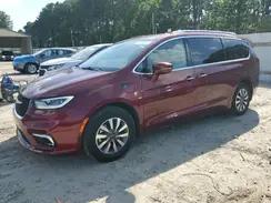 CHRYSLER PACIFICA