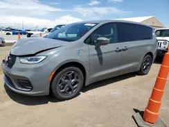 CHRYSLER PACIFICA
