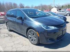 CHRYSLER PACIFICA
