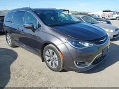 CHRYSLER PACIFICA