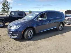 CHRYSLER PACIFICA