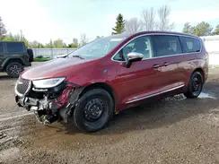 CHRYSLER PACIFICA