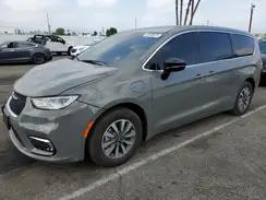 CHRYSLER PACIFICA