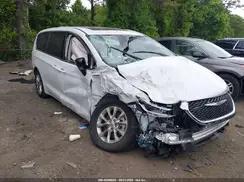 CHRYSLER PACIFICA