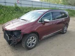 CHRYSLER PACIFICA