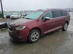 CHRYSLER PACIFICA