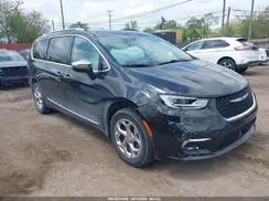CHRYSLER PACIFICA
