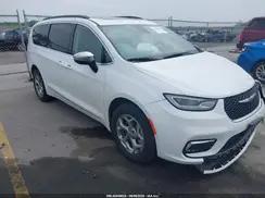 CHRYSLER PACIFICA