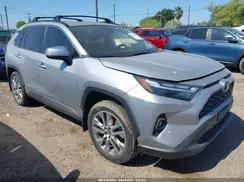 TOYOTA RAV 4
