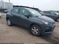 CHEVROLET TRAX
