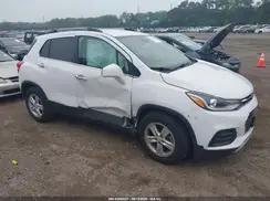 CHEVROLET TRAX