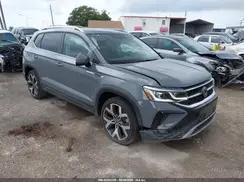 VOLKSWAGEN TAOS