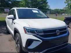 VOLKSWAGEN TAOS
