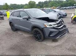 VOLKSWAGEN TAOS