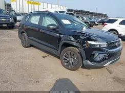 VOLKSWAGEN TAOS