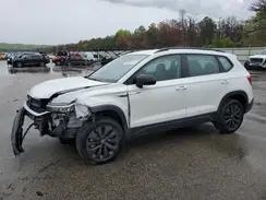 VOLKSWAGEN TAOS