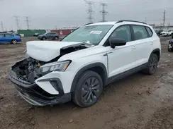 VOLKSWAGEN TAOS