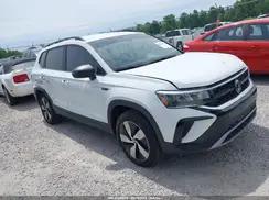 VOLKSWAGEN TAOS